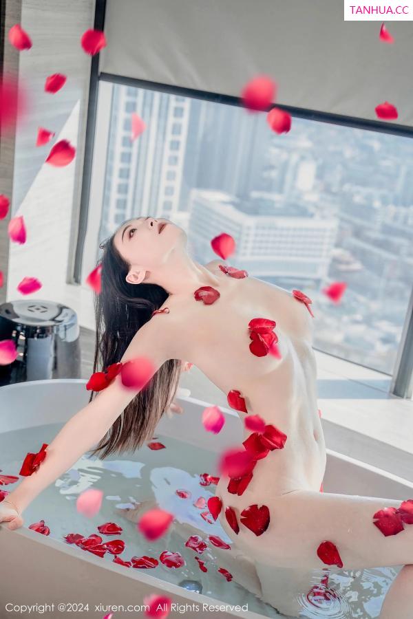   [XiuRen]高清写真图 2024.03.05 No.8175 瑜伽喵 新人美臀第54张图片